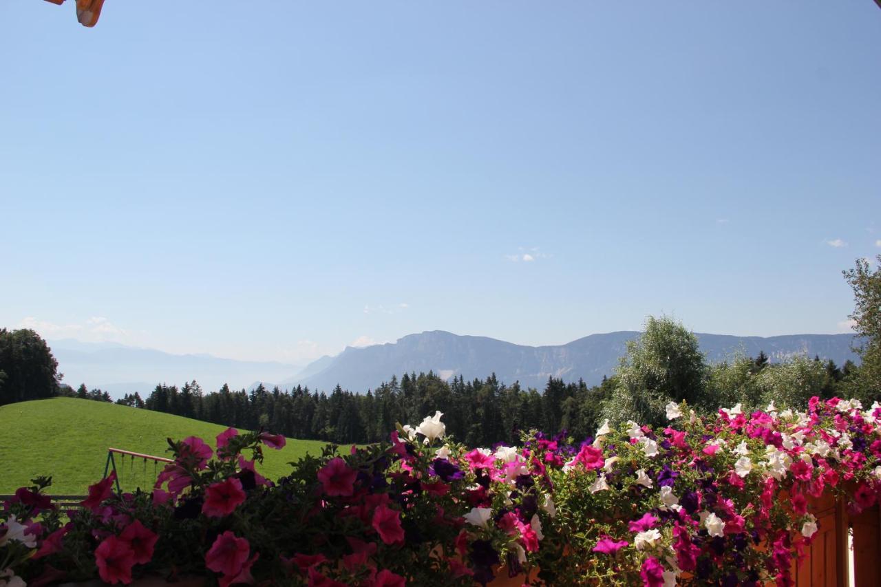 Gasthof St. Ulrich Hotel Meltina Buitenkant foto